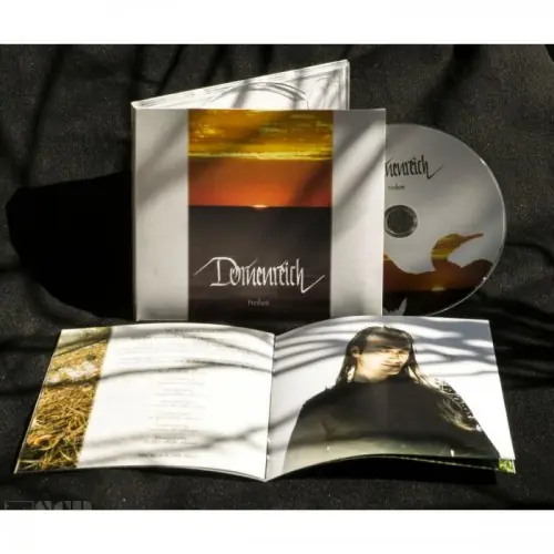 DORNENREICH - Freiheit · LTD.DELUXE 2-CD BOOK BOXCD (Black Metal CDs)