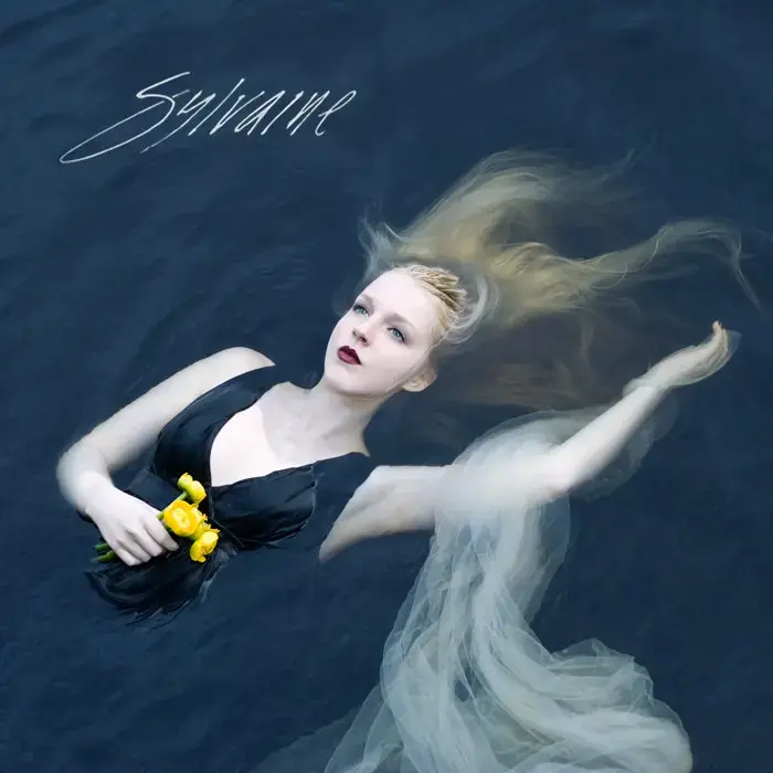 SYLVAINE - Silent Chamber, Noisy Heart · DIGIPAK CD SYLVAINE - Silent Chamber, Noisy Heart · DIGIPAK CD (Rock/Folk/Ambient/Post Metal CDs)