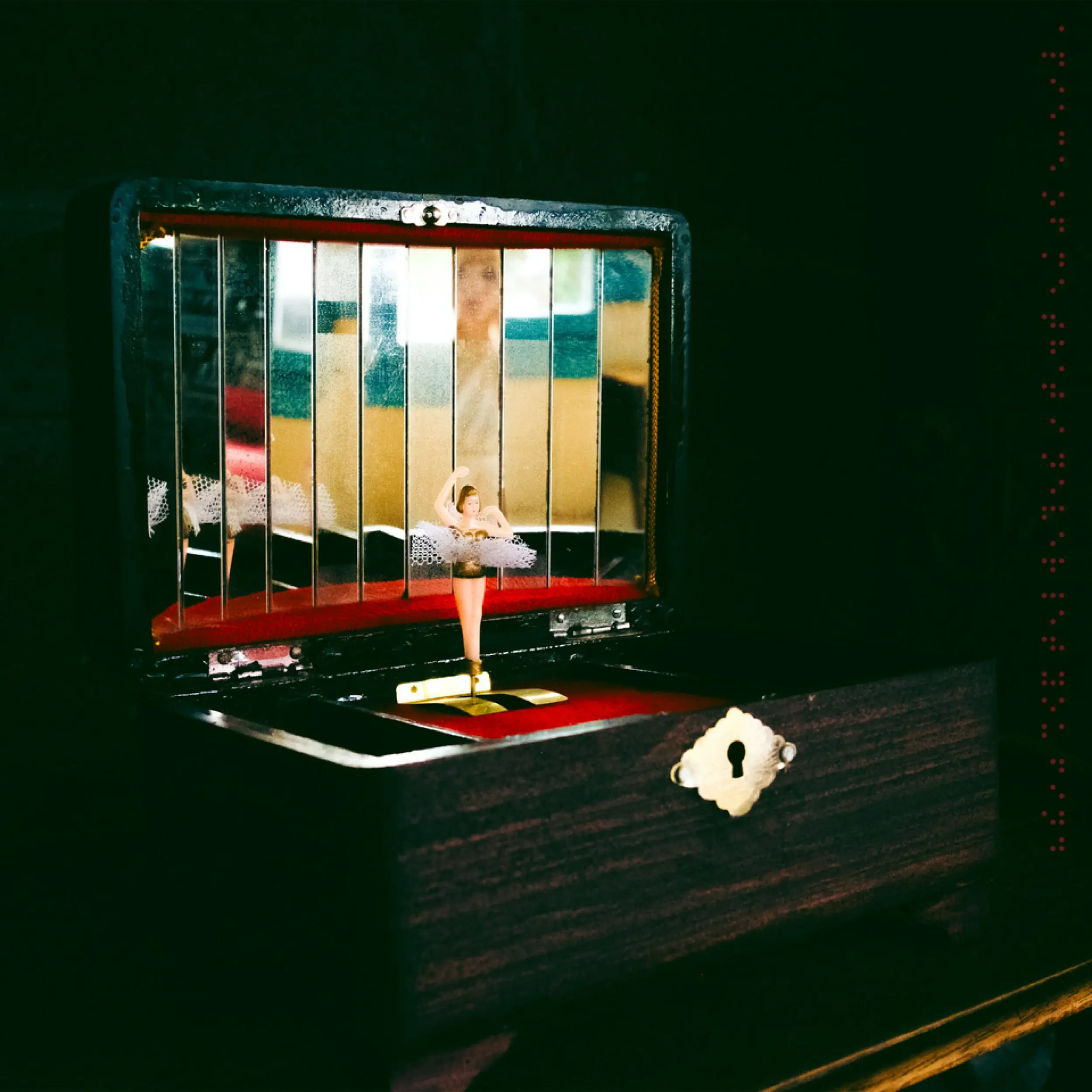 CANE HILL · A Piece Of Me I Never Let You Find | CD CANE HILL · A Piece Of Me I Never Let You Find | CD (Alternative Metal CDs)