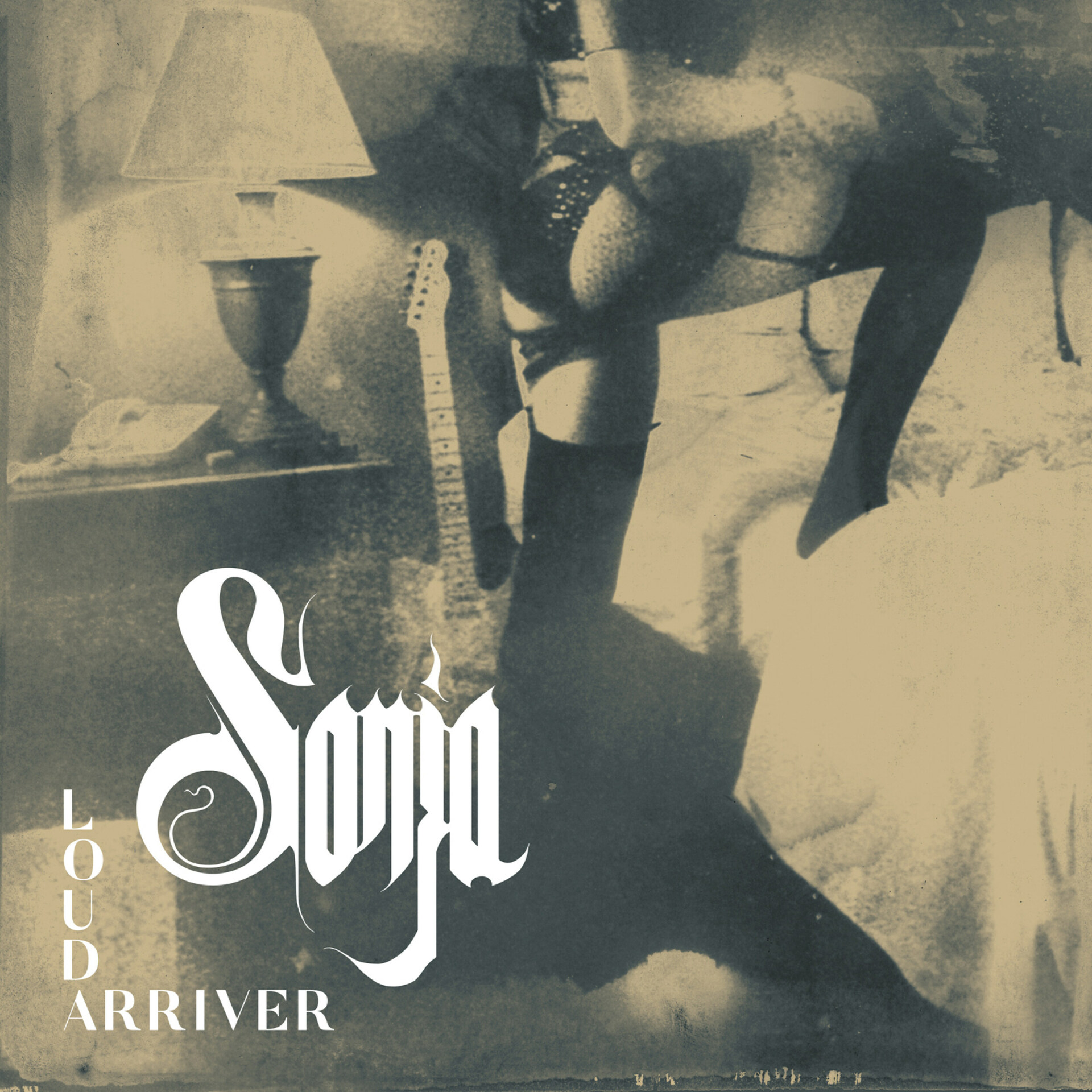 SONJA - Loud Arriver · NEON VIOLET LP (Heavy Metal Vinyl) · Bild 1